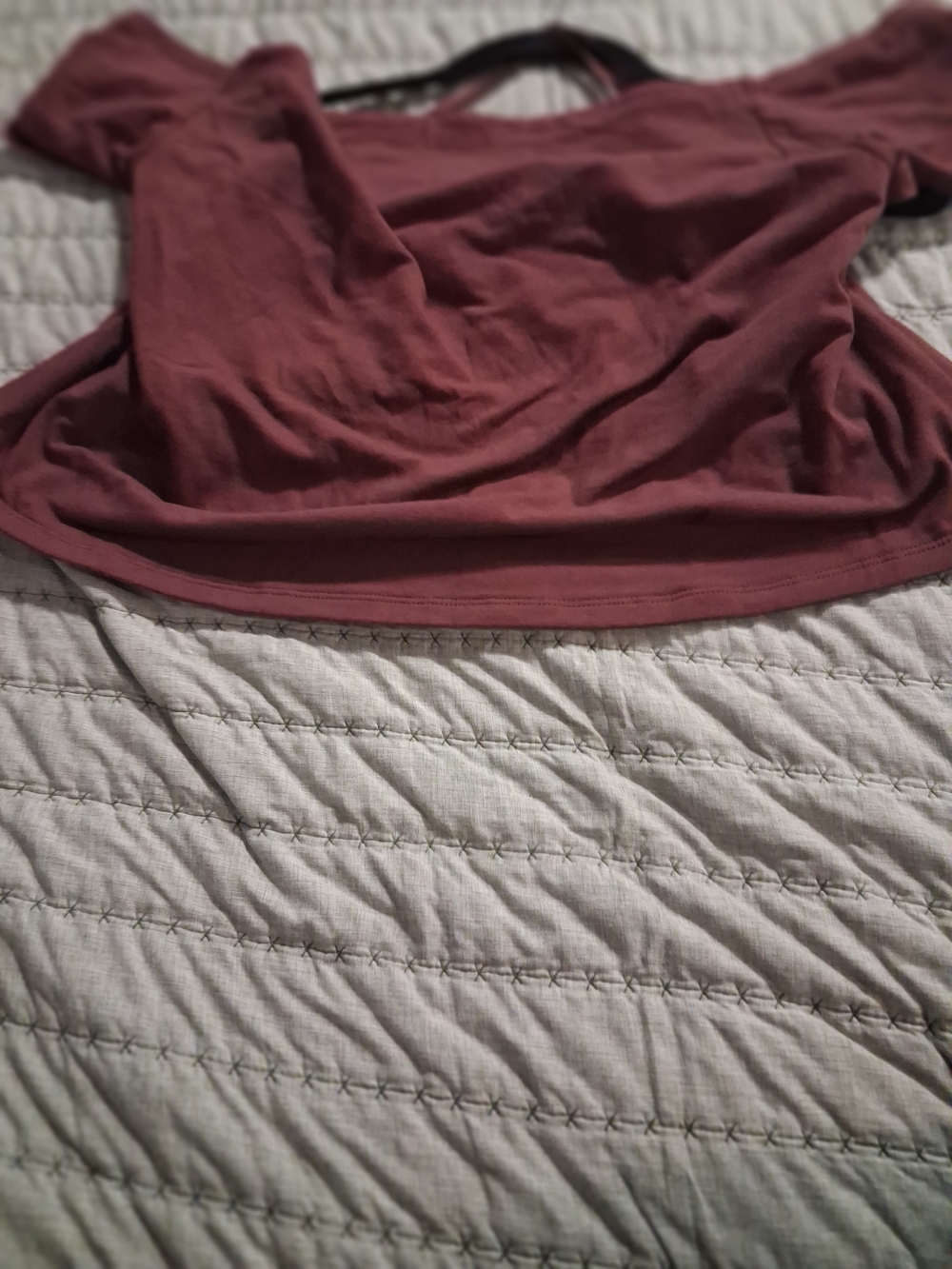 Women’s Off-Shoulder CropTop in Mahogany